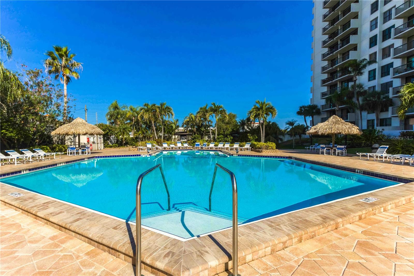 400 ISLAND WAY #212, CLEARWATER BEACH, FL, 33767