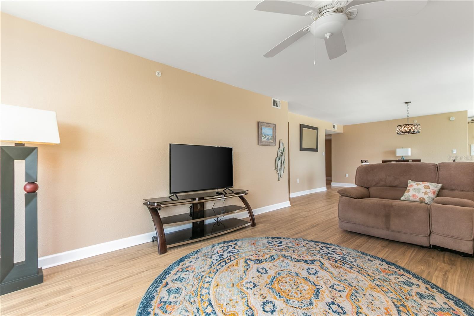 400 ISLAND WAY #212, CLEARWATER BEACH, FL, 33767