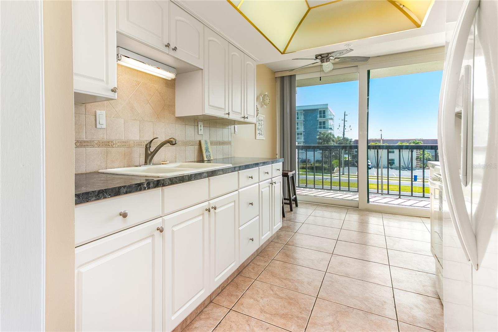 400 ISLAND WAY #212, CLEARWATER BEACH, FL, 33767