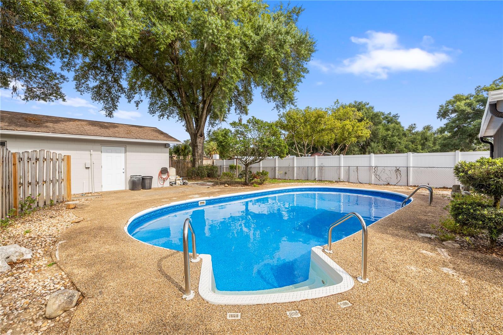 1855 KIM ACRES LN, DOVER, FL, 33527