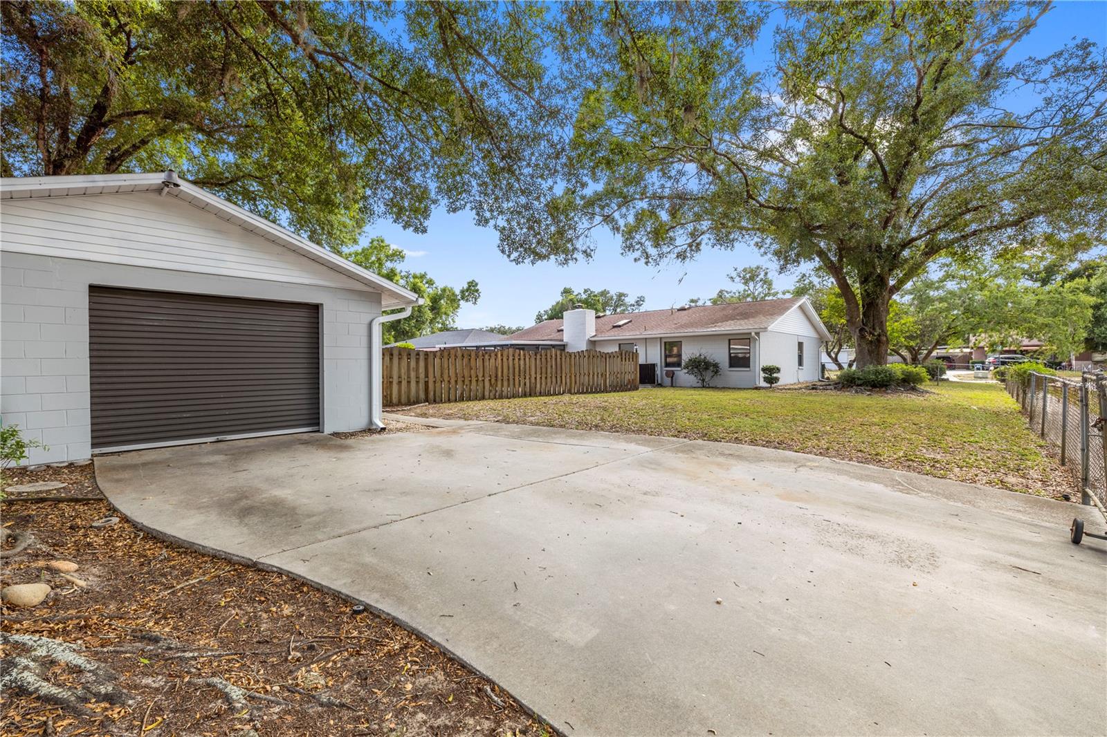 1855 KIM ACRES LN, DOVER, FL, 33527