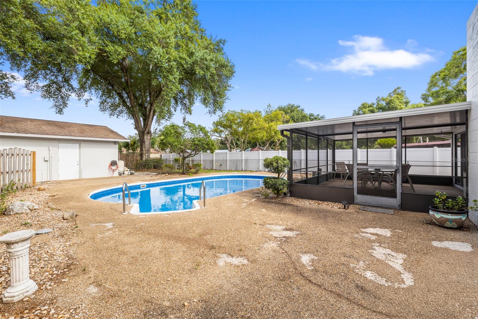 1855 KIM ACRES LN, DOVER, FL, 33527