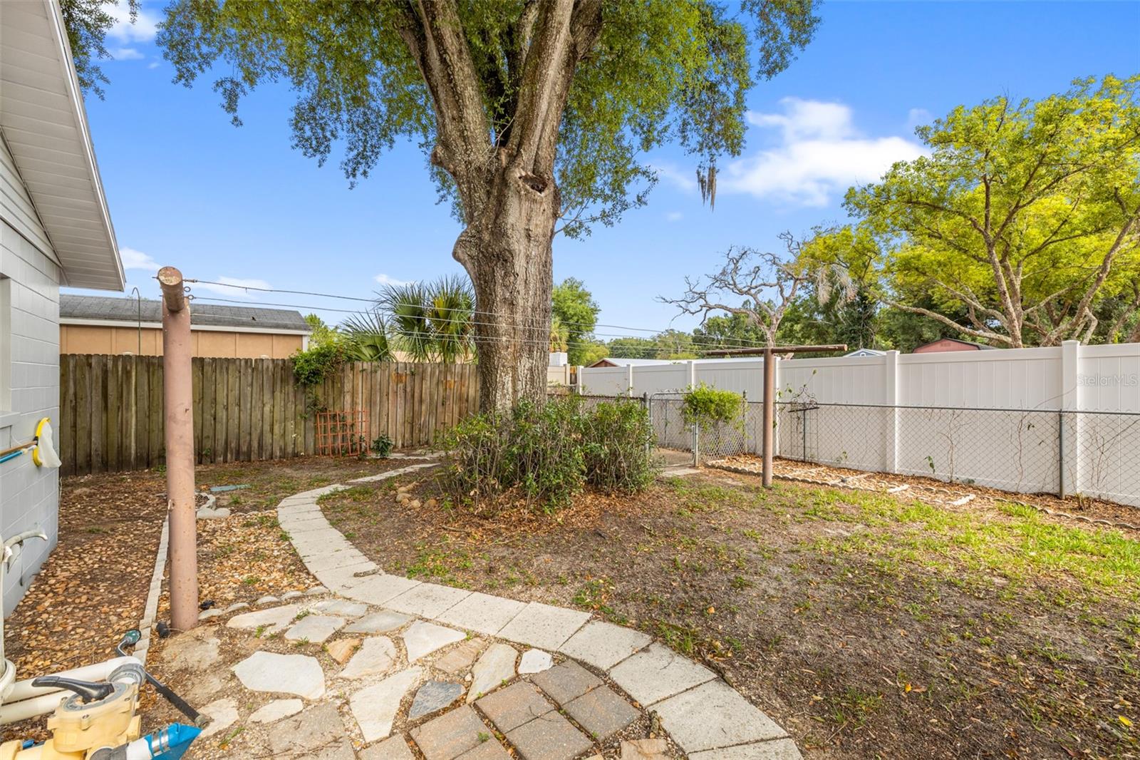 1855 KIM ACRES LN, DOVER, FL, 33527