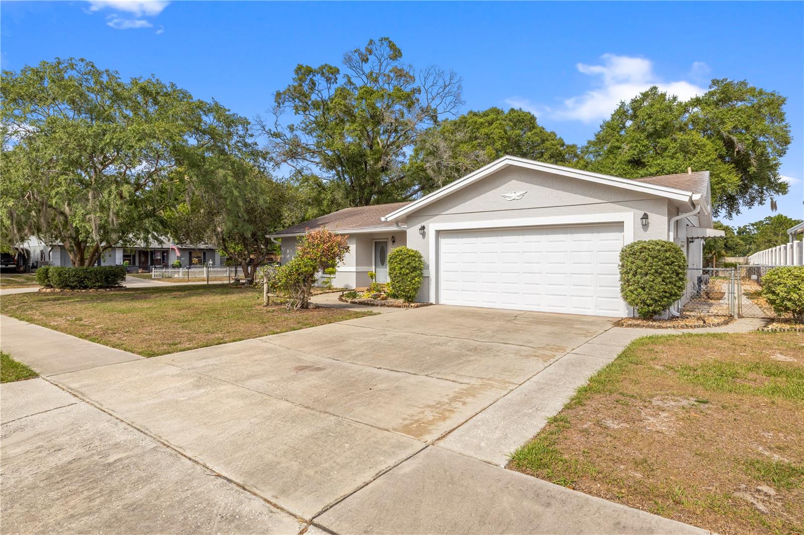 1855 KIM ACRES LN, DOVER, FL, 33527