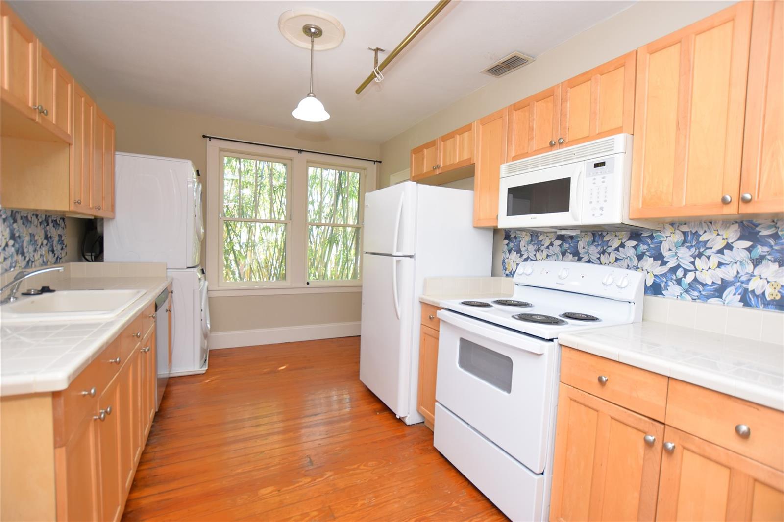 709 1/2 PARK HILL AVE, LAKELAND, FL, 33801