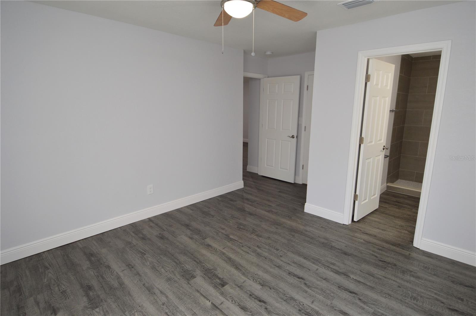 8633 FANCY FINCH DR #201, TAMPA, FL, 33614