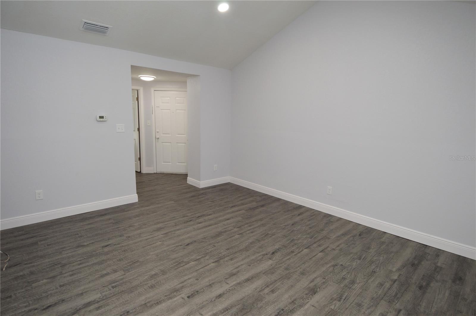8633 FANCY FINCH DR #201, TAMPA, FL, 33614
