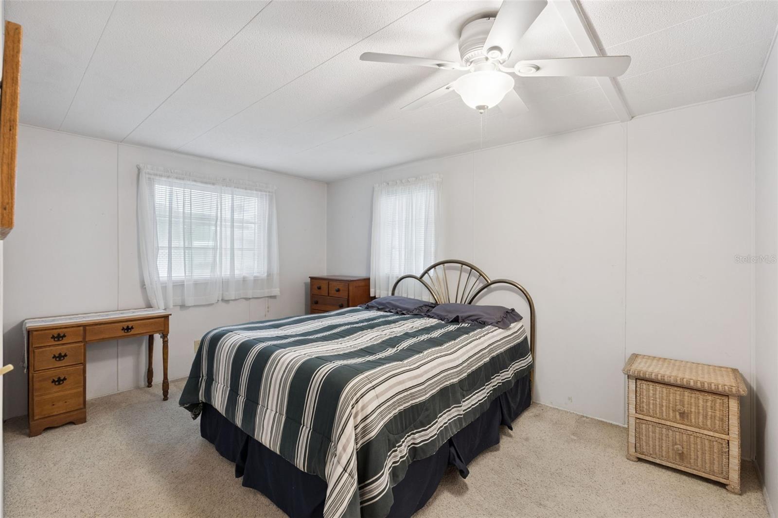 102 PARKLAND DR, EUSTIS, FL, 32726