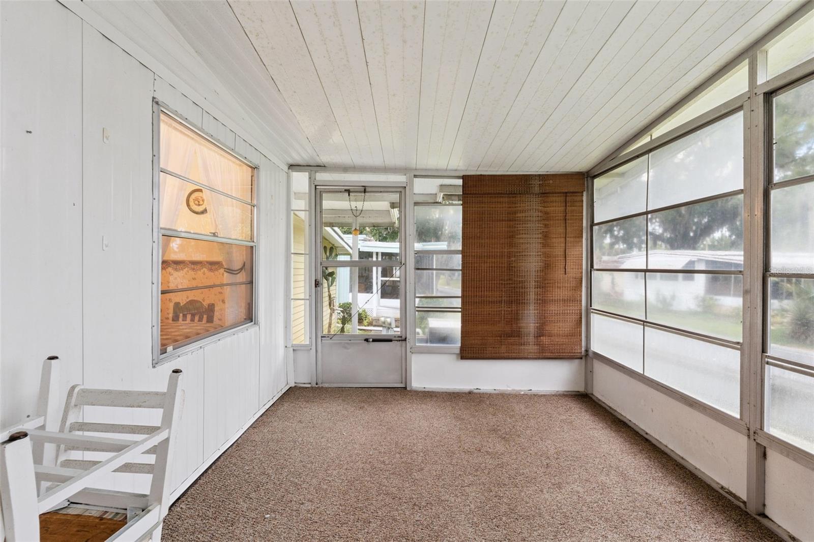 102 PARKLAND DR, EUSTIS, FL, 32726