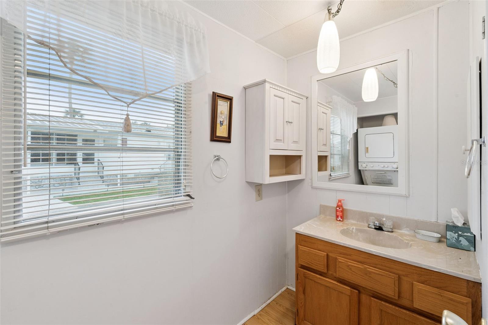 102 PARKLAND DR, EUSTIS, FL, 32726