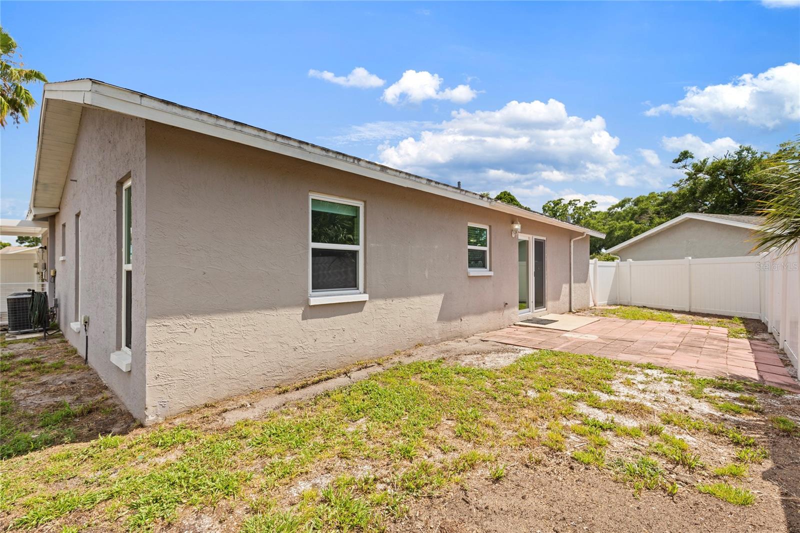2331 NEWTON DR, PALM HARBOR, FL, 34683