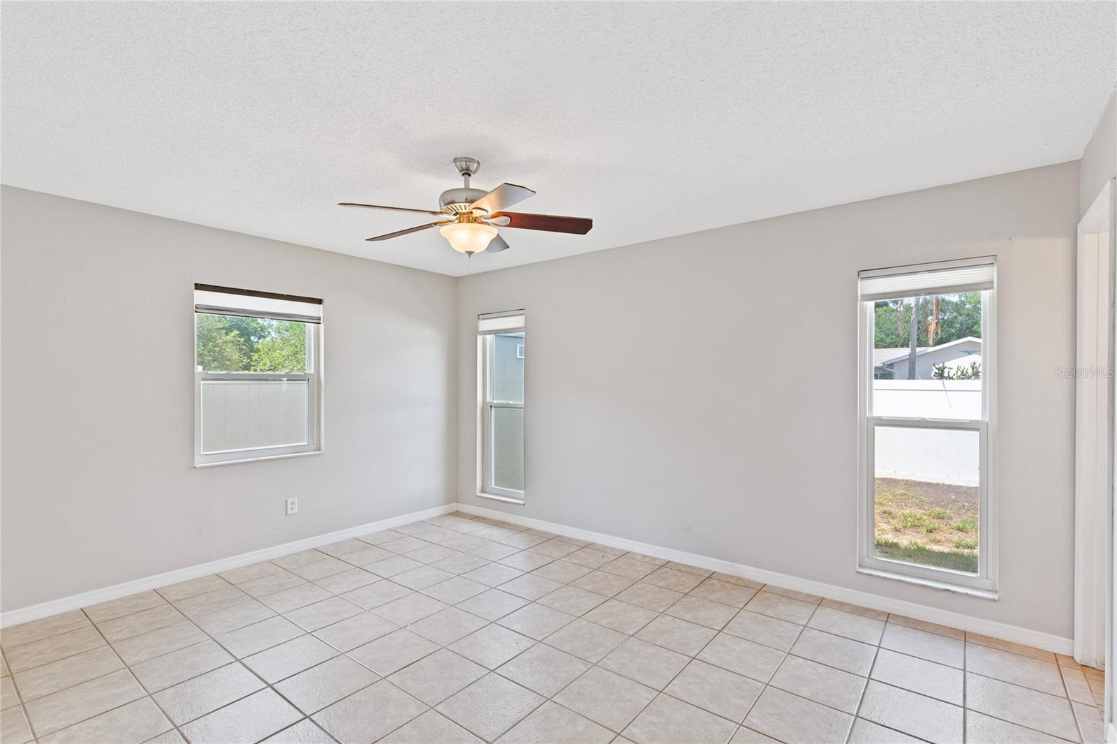 2331 NEWTON DR, PALM HARBOR, FL, 34683