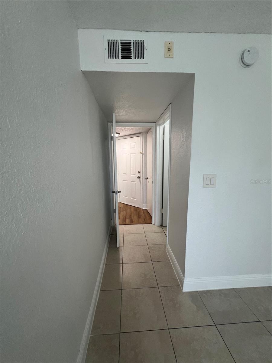 1948 LAKE ATRIUMS CIR #127, ORLANDO, FL, 32839