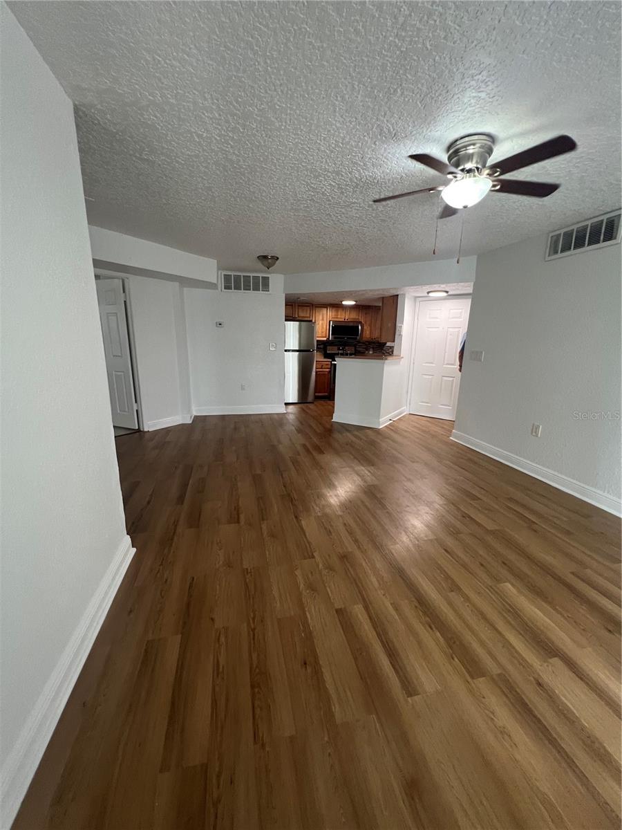 1948 LAKE ATRIUMS CIR #127, ORLANDO, FL, 32839