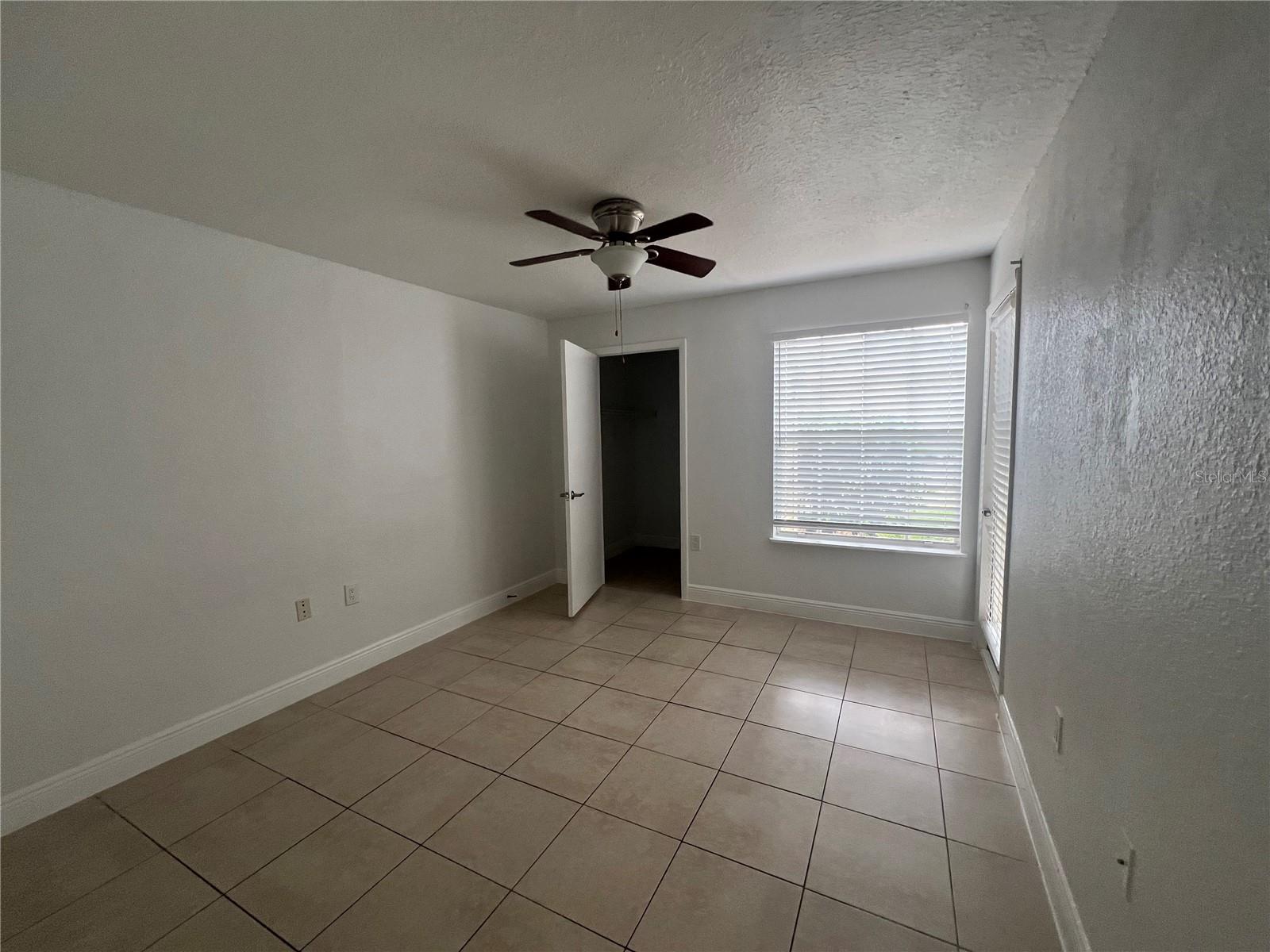 1948 LAKE ATRIUMS CIR #127, ORLANDO, FL, 32839