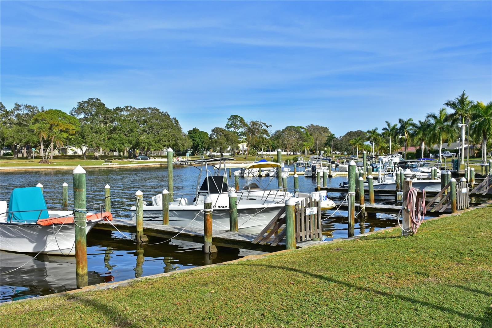 3705 E BAY DR #117, HOLMES BEACH, FL, 34217