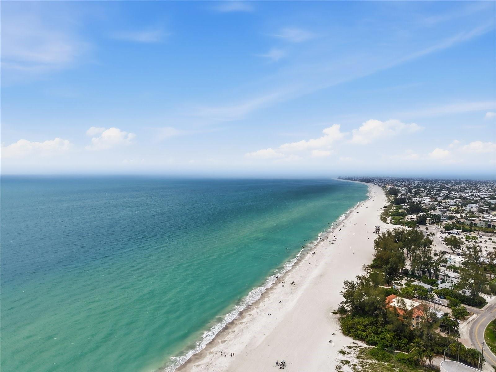 3705 E BAY DR #117, HOLMES BEACH, FL, 34217