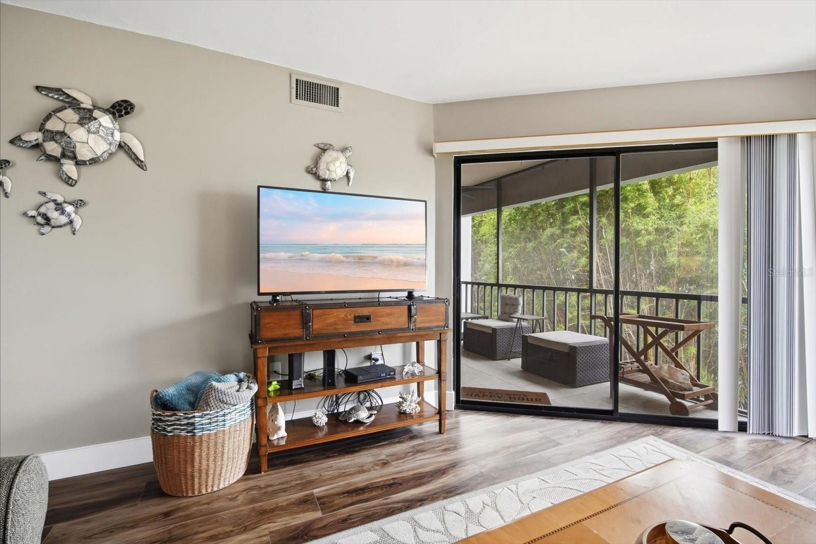 3705 E BAY DR #117, HOLMES BEACH, FL, 34217