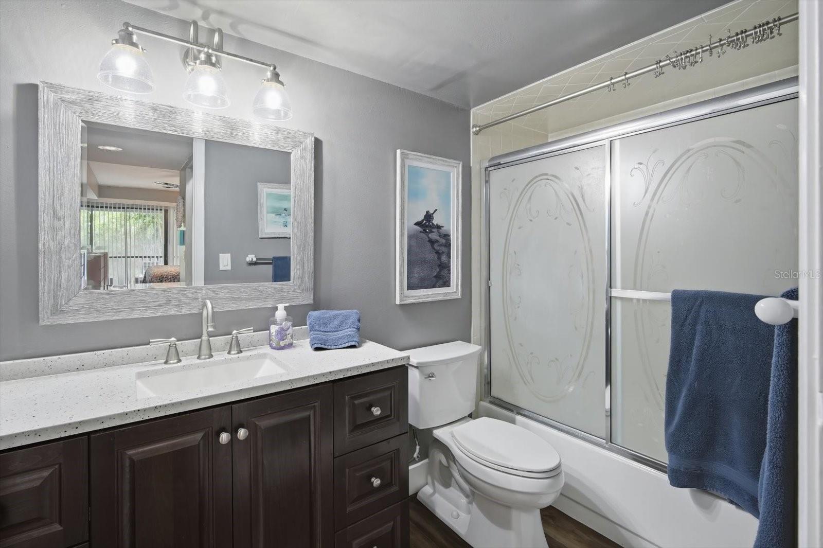 3705 E BAY DR #117, HOLMES BEACH, FL, 34217