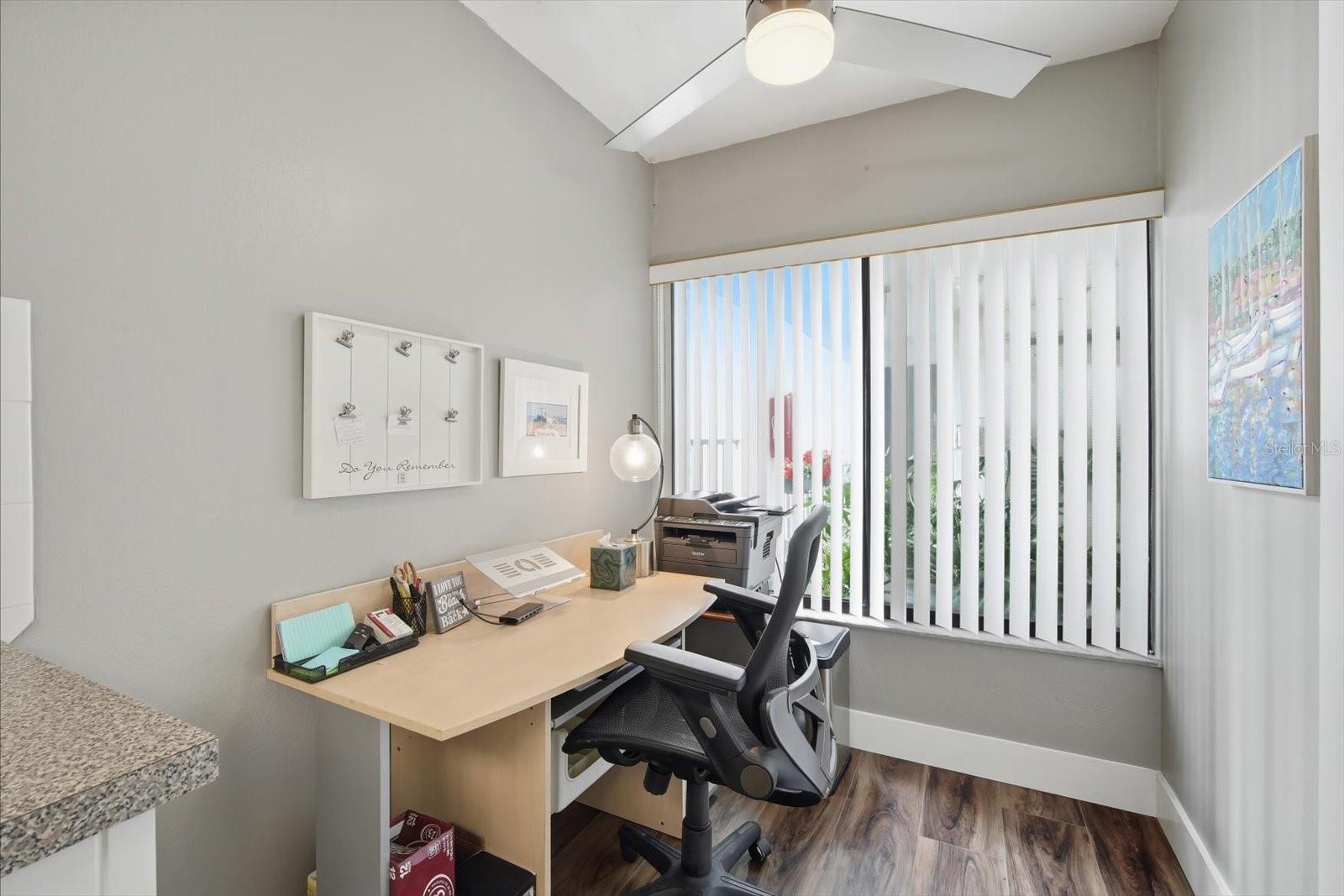 3705 E BAY DR #117, HOLMES BEACH, FL, 34217