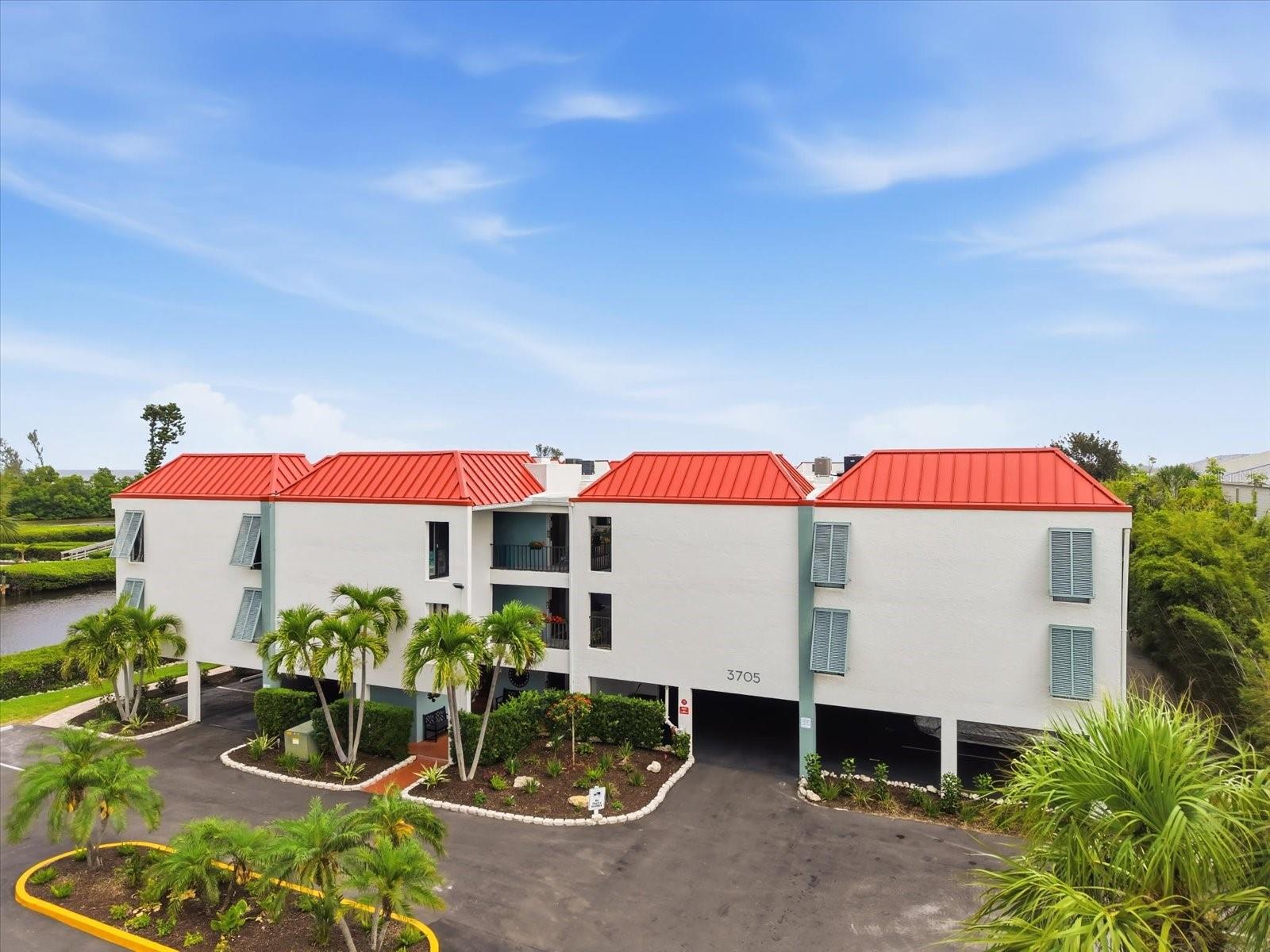 3705 E BAY DR #117, HOLMES BEACH, FL, 34217