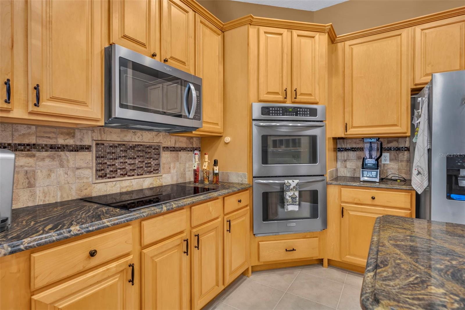 2518 EMERALD TREE LN, APOPKA, FL, 32712