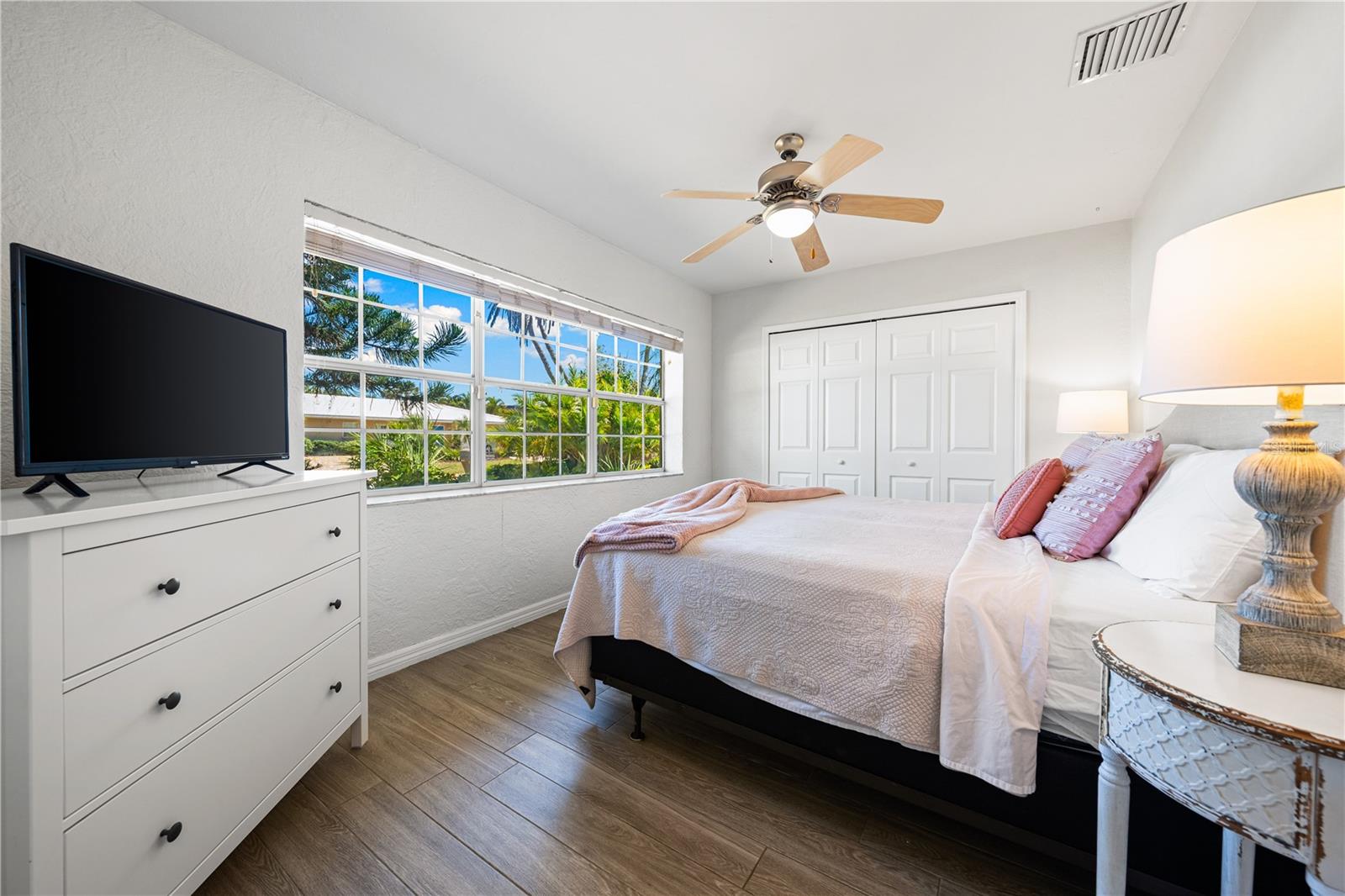 3524 S SCHOOL AVE, SARASOTA, FL, 34239