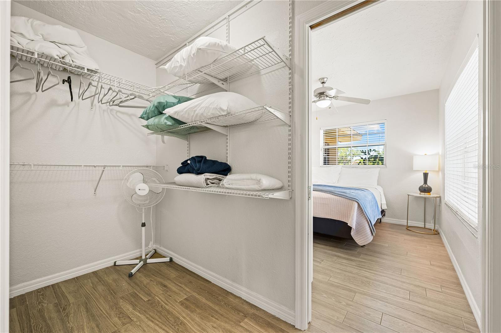 3524 S SCHOOL AVE, SARASOTA, FL, 34239