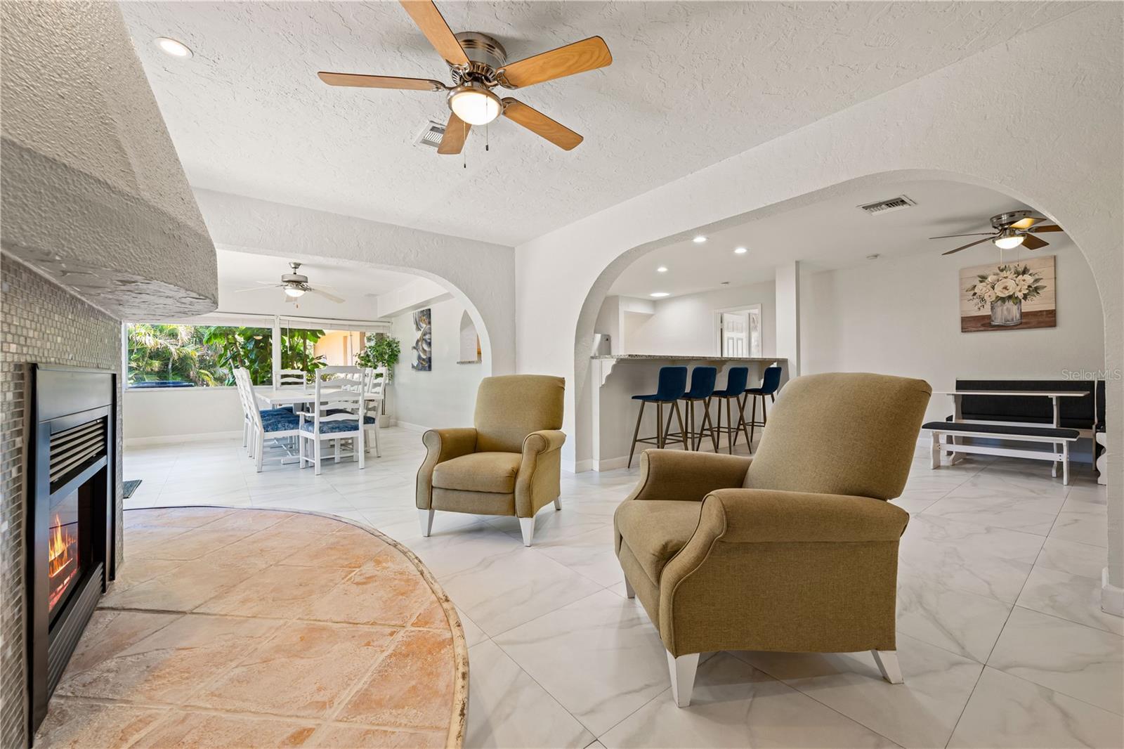 3524 S SCHOOL AVE, SARASOTA, FL, 34239