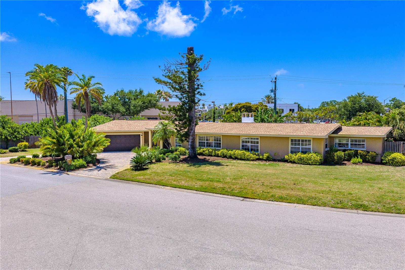 3524 S SCHOOL AVE, SARASOTA, FL, 34239