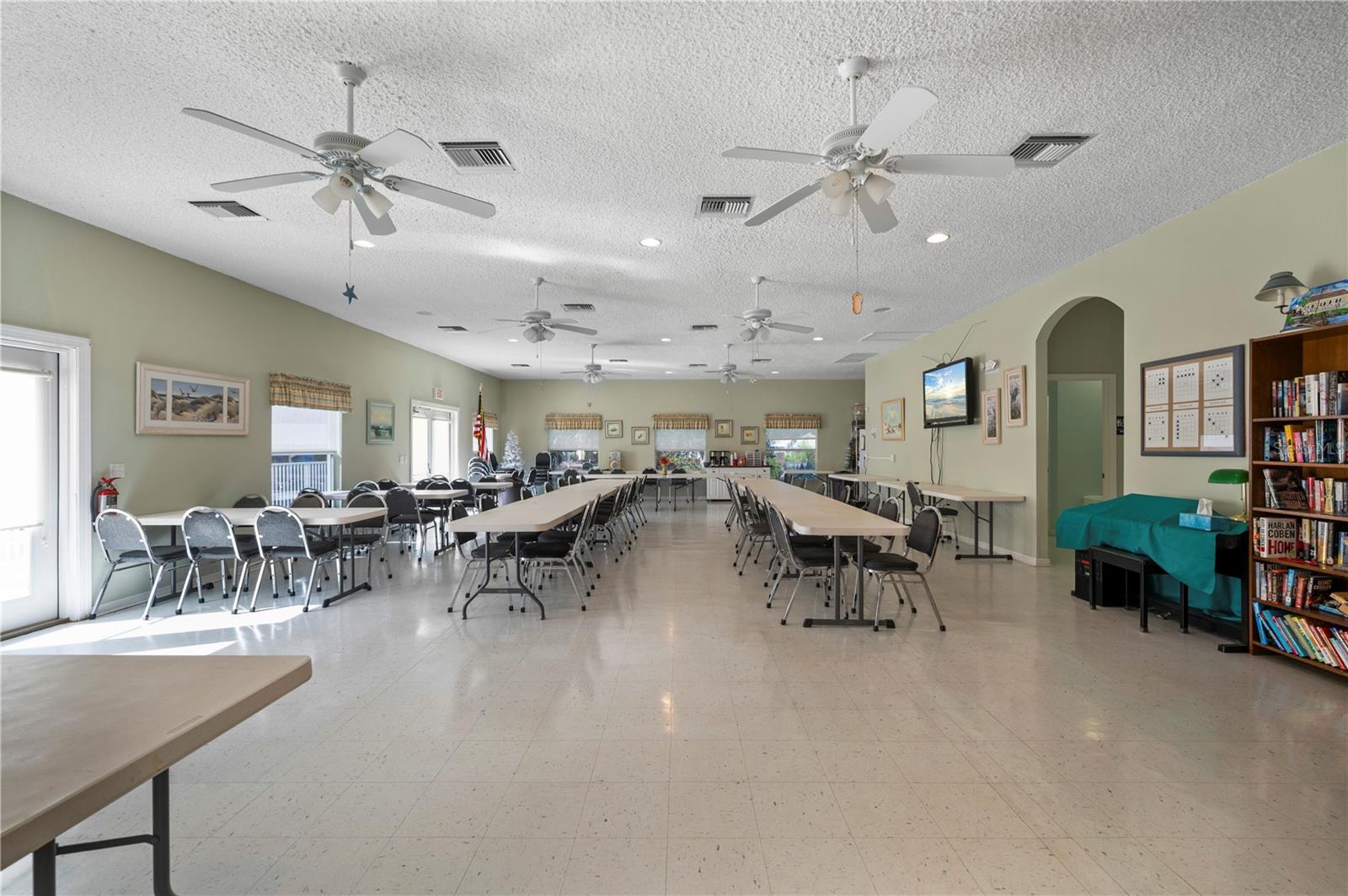 24437 HARBORVIEW RD #99, PUNTA GORDA, FL, 33980