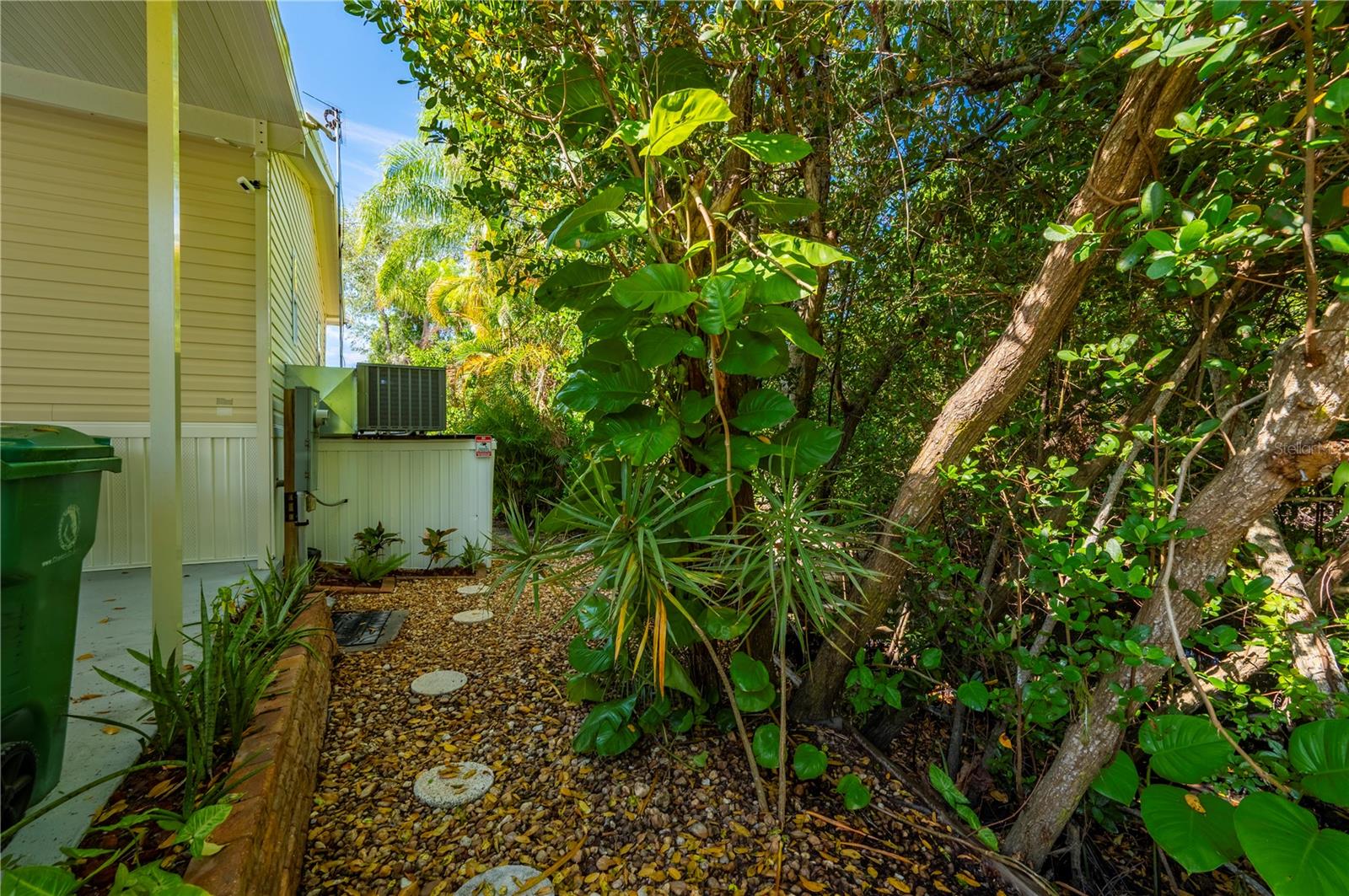 24437 HARBORVIEW RD #99, PUNTA GORDA, FL, 33980
