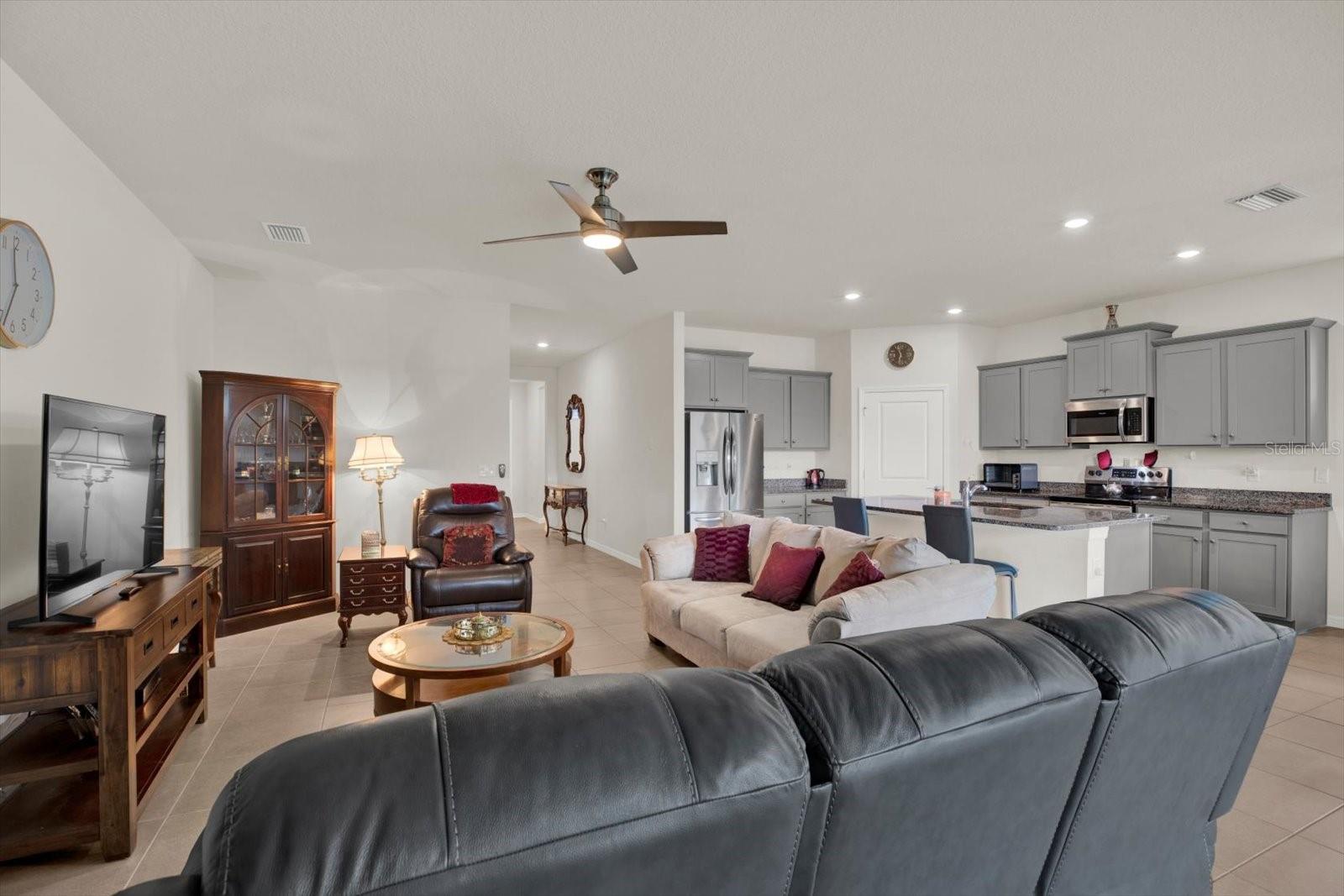 11934 CROSS VINE DR, RIVERVIEW, FL, 33579