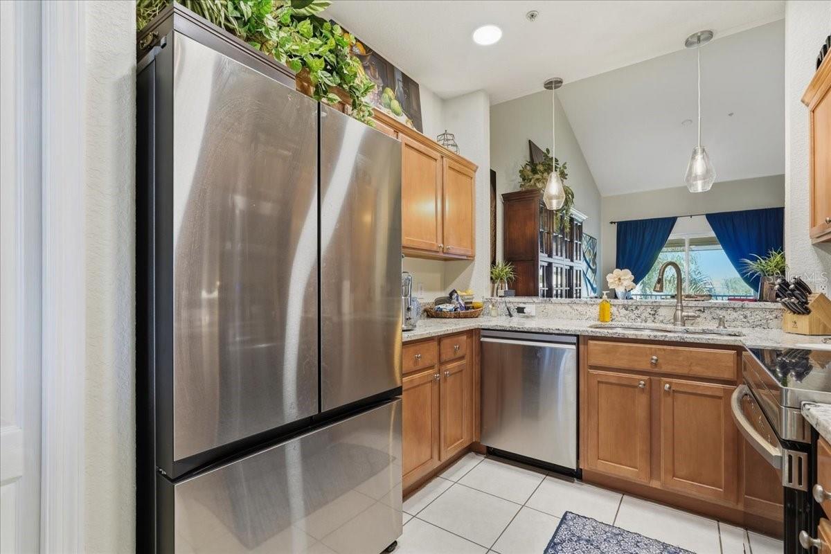 819 FAIRWAYCOVE LN #204, BRADENTON, FL, 34212