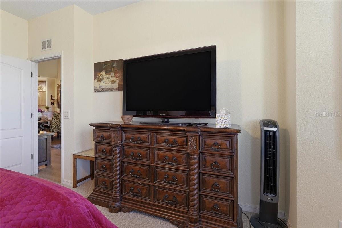 819 FAIRWAYCOVE LN #204, BRADENTON, FL, 34212