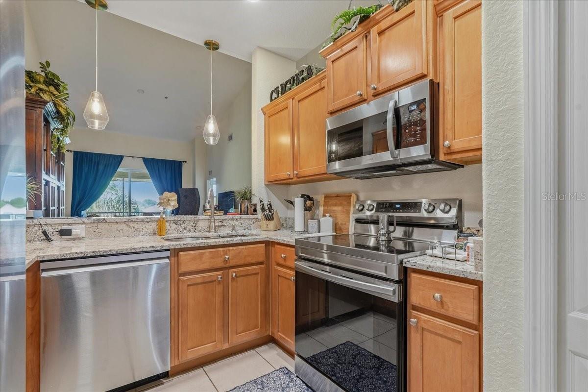 819 FAIRWAYCOVE LN #204, BRADENTON, FL, 34212
