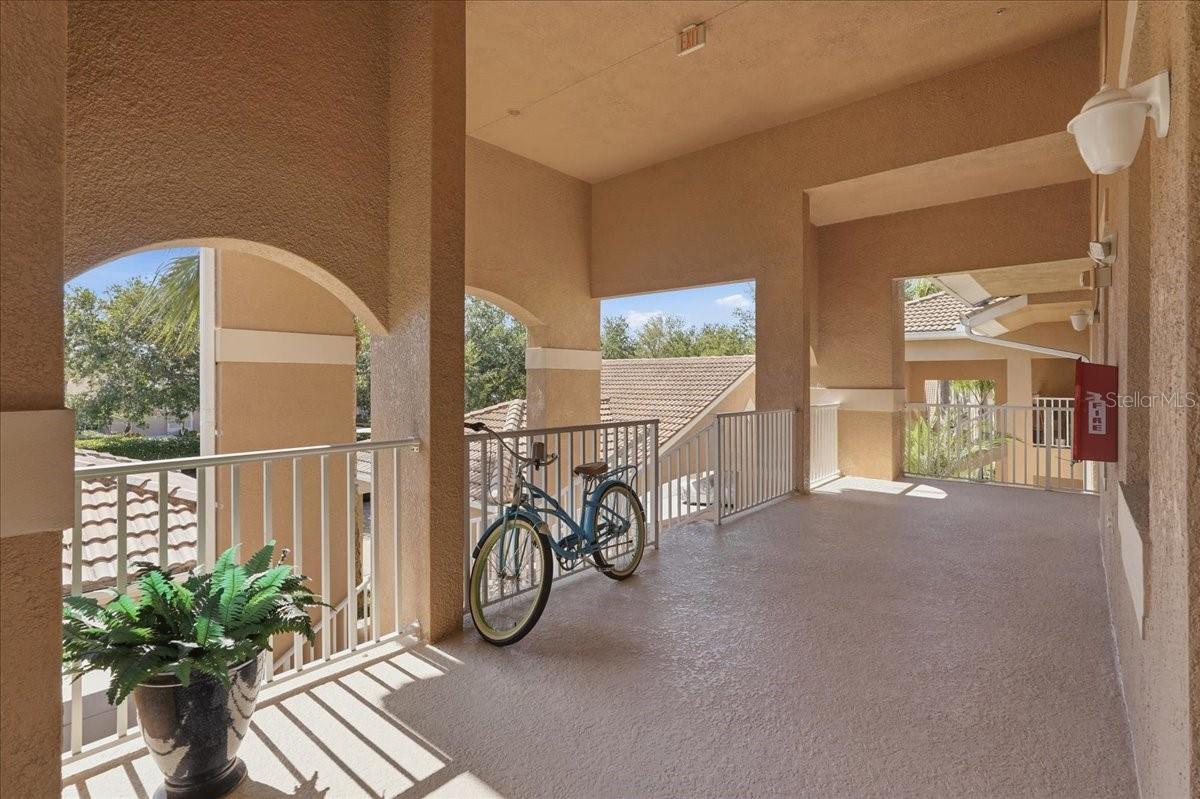 819 FAIRWAYCOVE LN #204, BRADENTON, FL, 34212