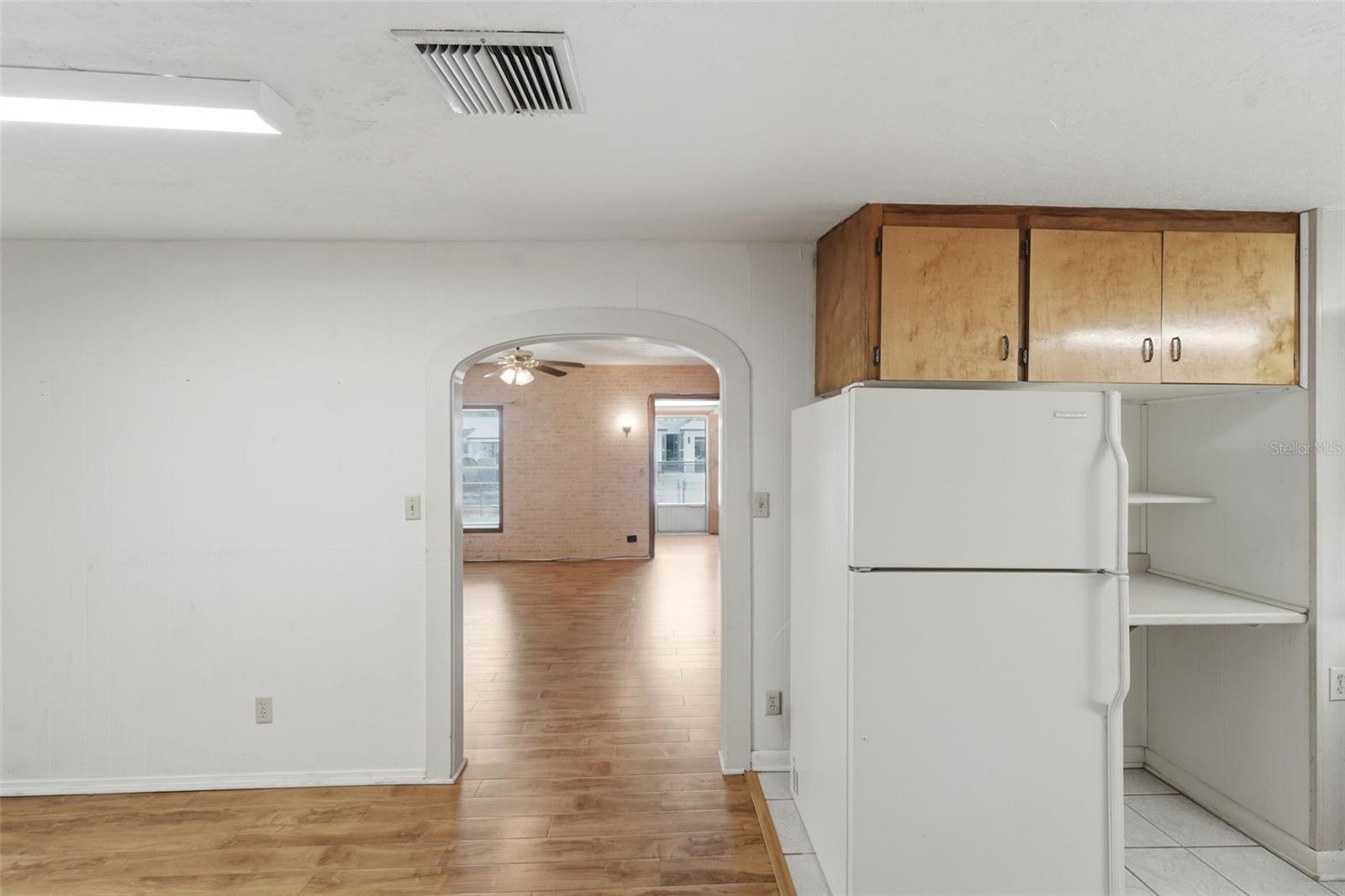 2101 E GRANT AVE, ORLANDO, FL, 32806