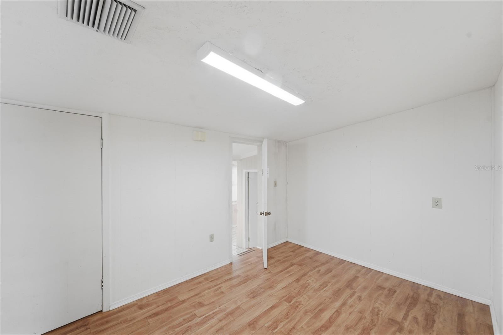 2101 E GRANT AVE, ORLANDO, FL, 32806