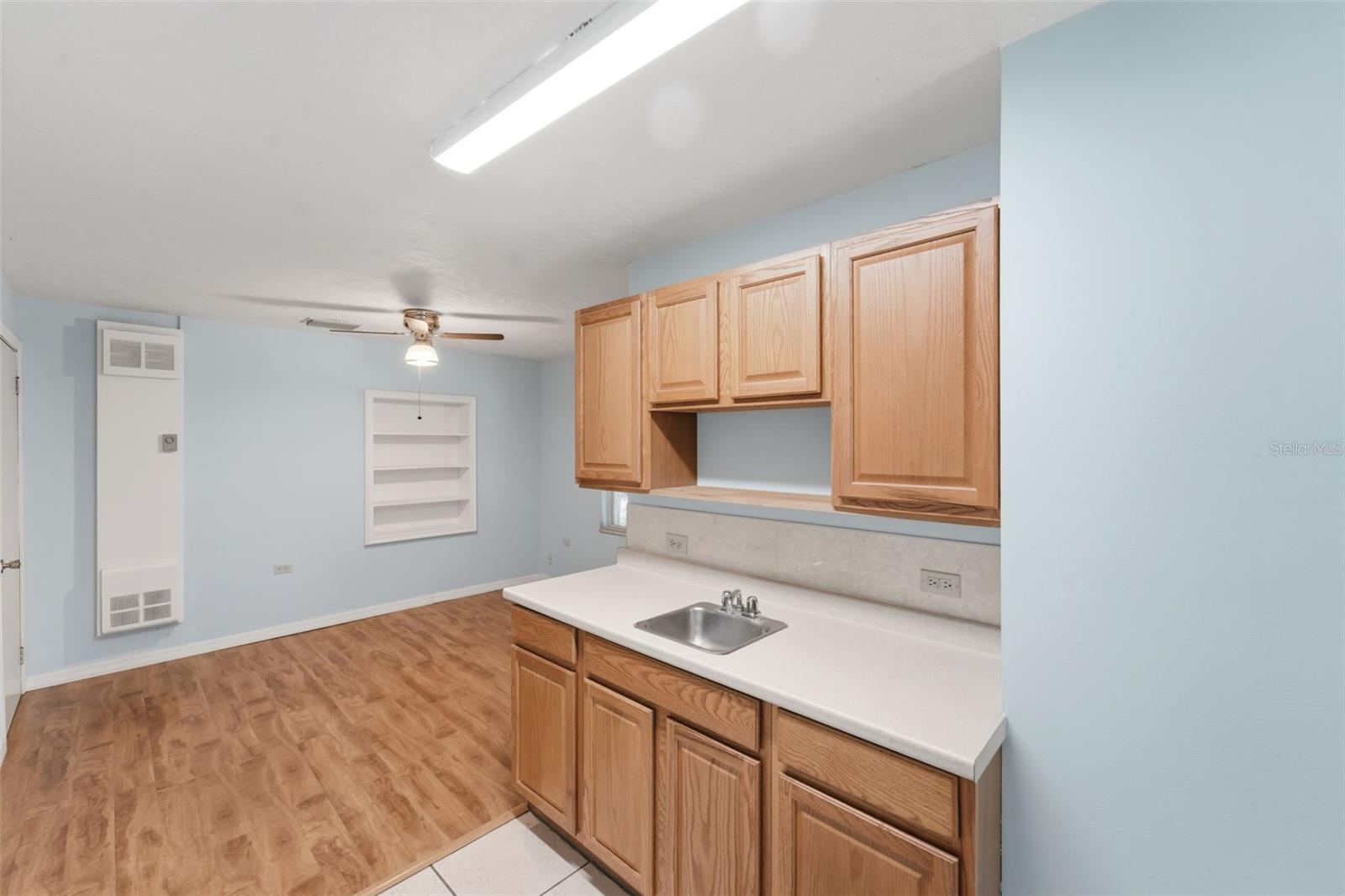 2101 E GRANT AVE, ORLANDO, FL, 32806