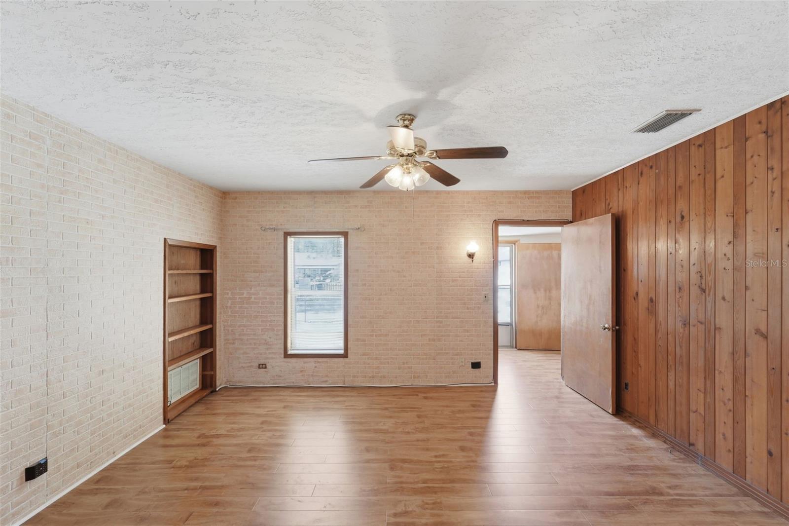 2101 E GRANT AVE, ORLANDO, FL, 32806