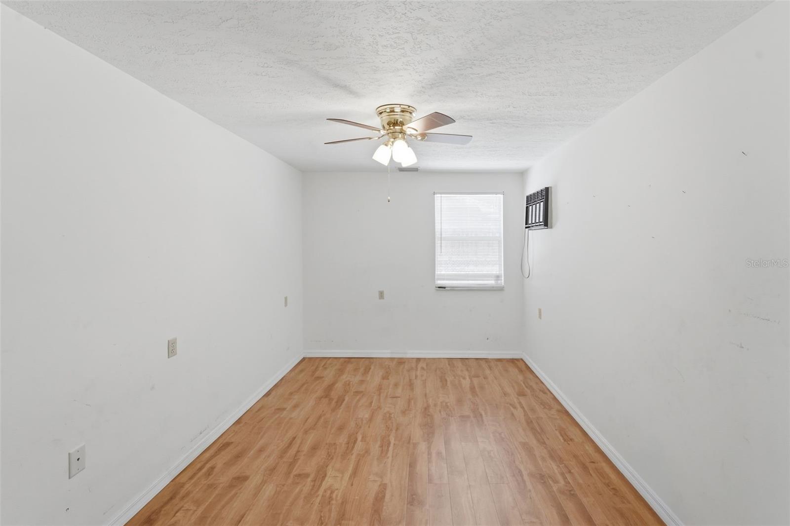 2101 E GRANT AVE, ORLANDO, FL, 32806