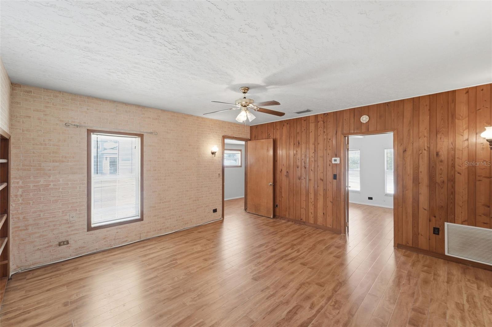 2101 E GRANT AVE, ORLANDO, FL, 32806