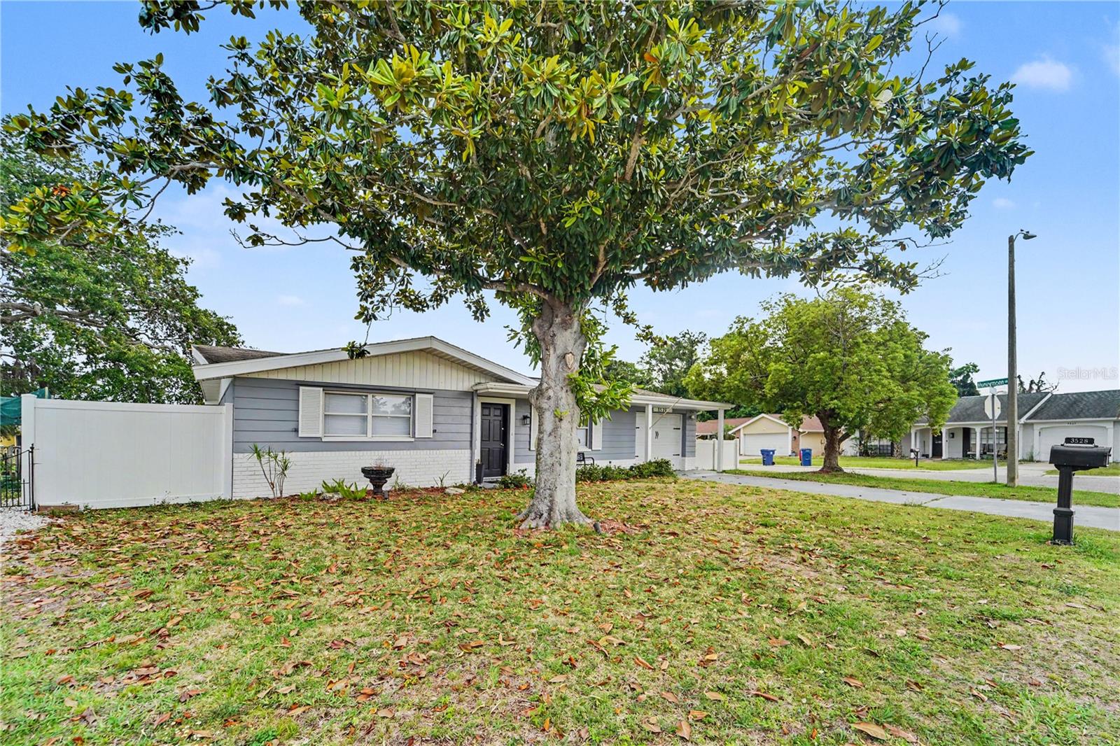 3528 ROCK ROYAL DR, HOLIDAY, FL, 34691