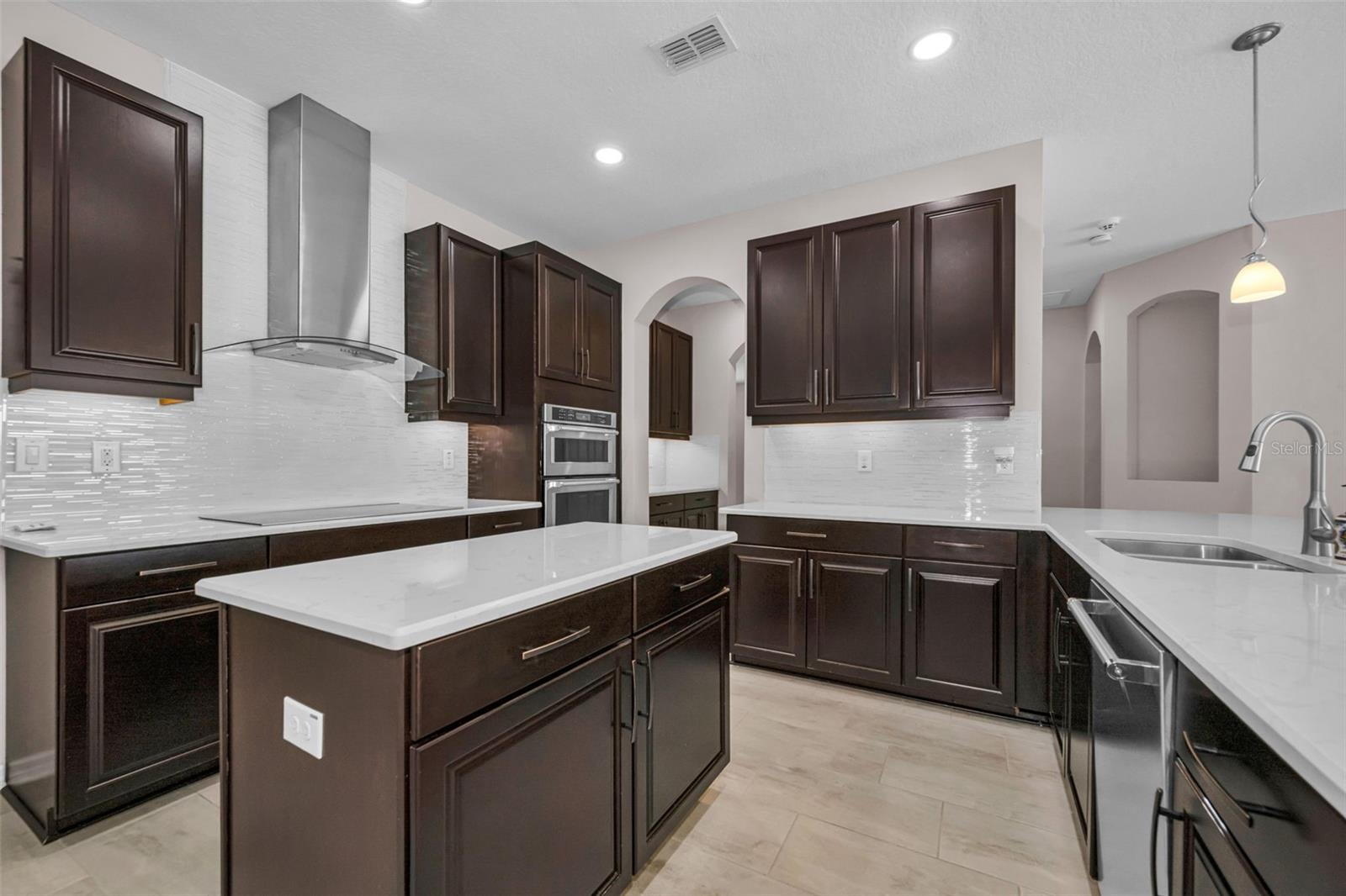 10520 ALCON BLUE DR, RIVERVIEW, FL, 33578