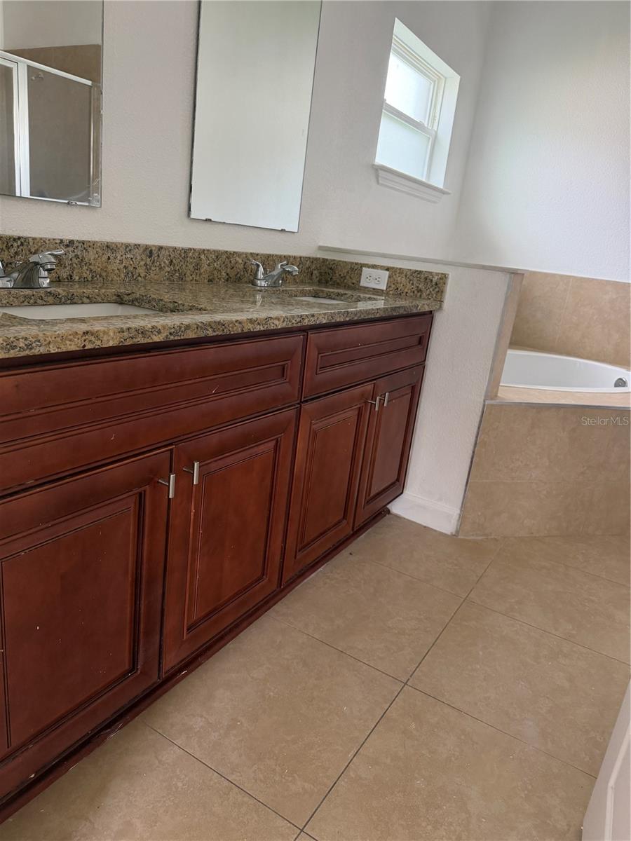 28 BOLTON CT, KISSIMMEE, FL, 34758