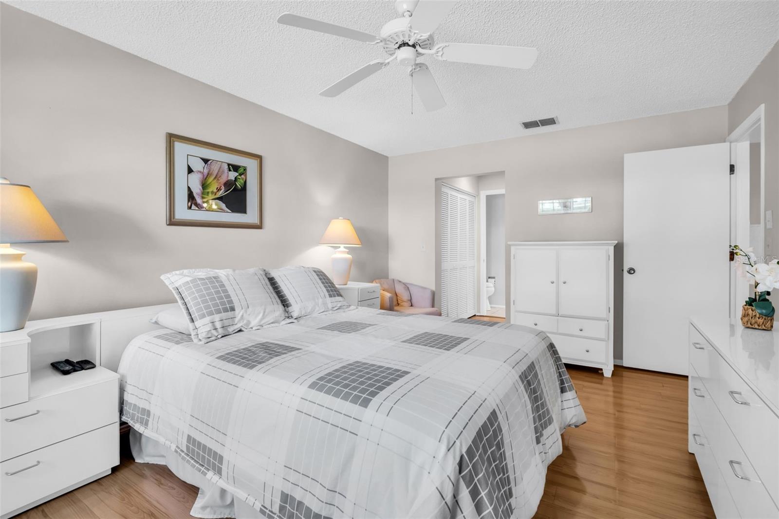860 MACLAREN DR N #B, PALM HARBOR, FL, 34684