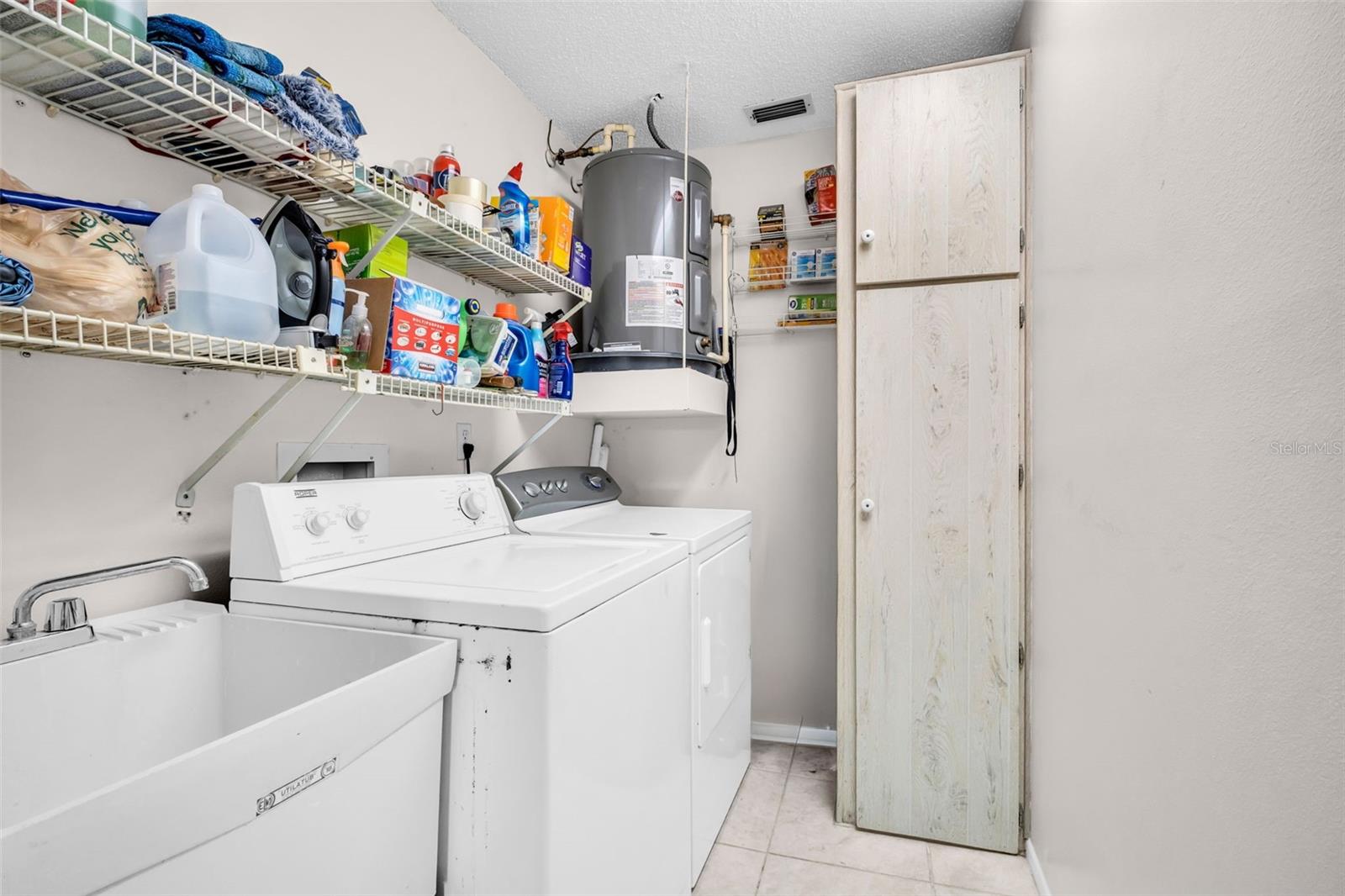 860 MACLAREN DR N #B, PALM HARBOR, FL, 34684