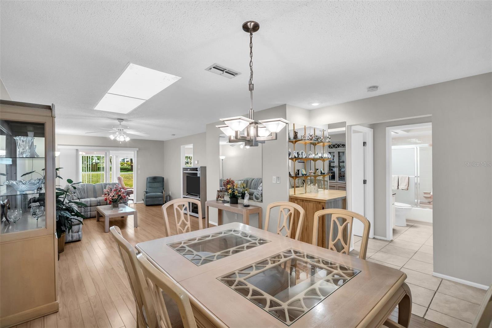 860 MACLAREN DR N #B, PALM HARBOR, FL, 34684