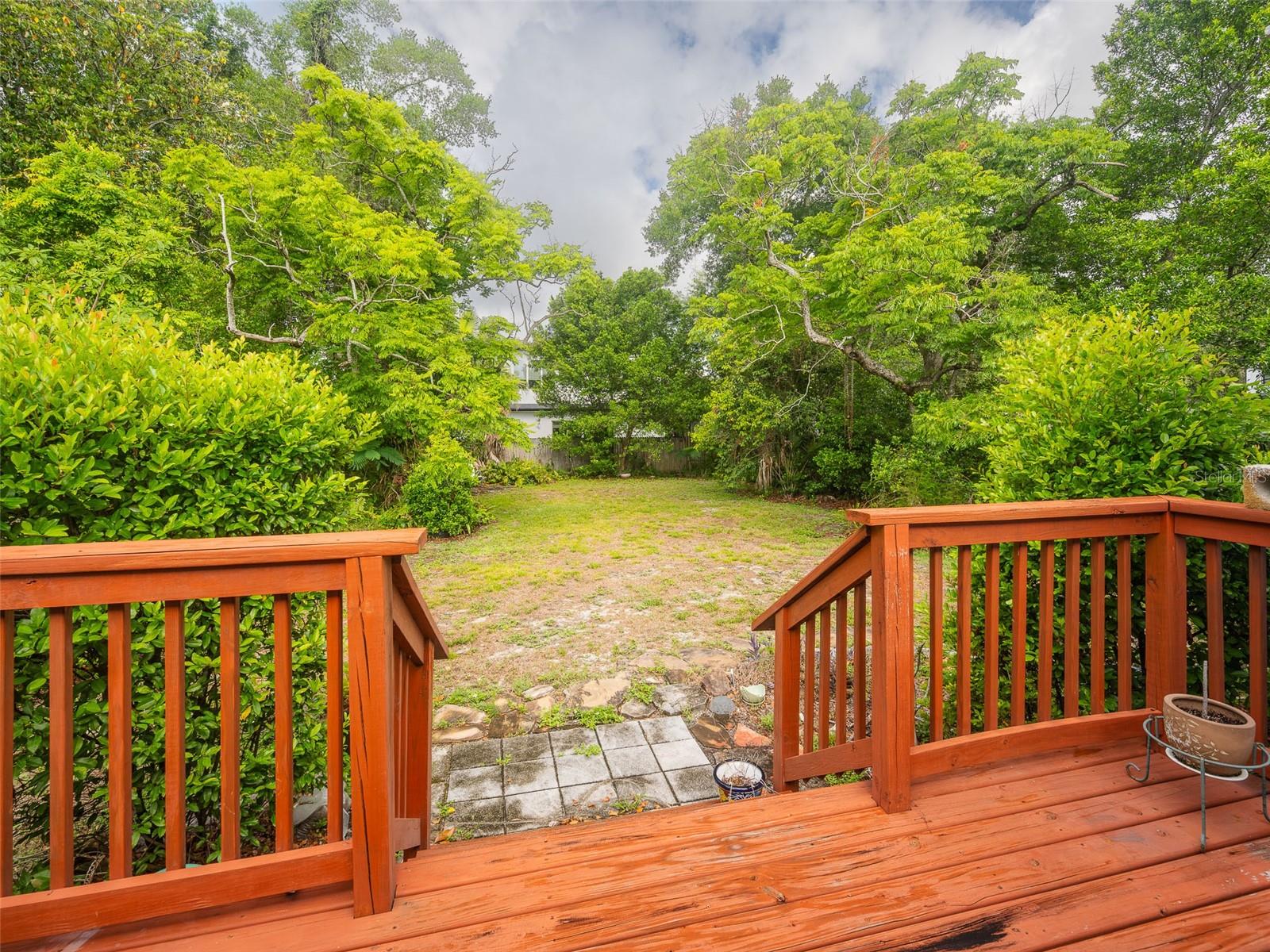 944 N SHINE AVE, ORLANDO, FL, 32803